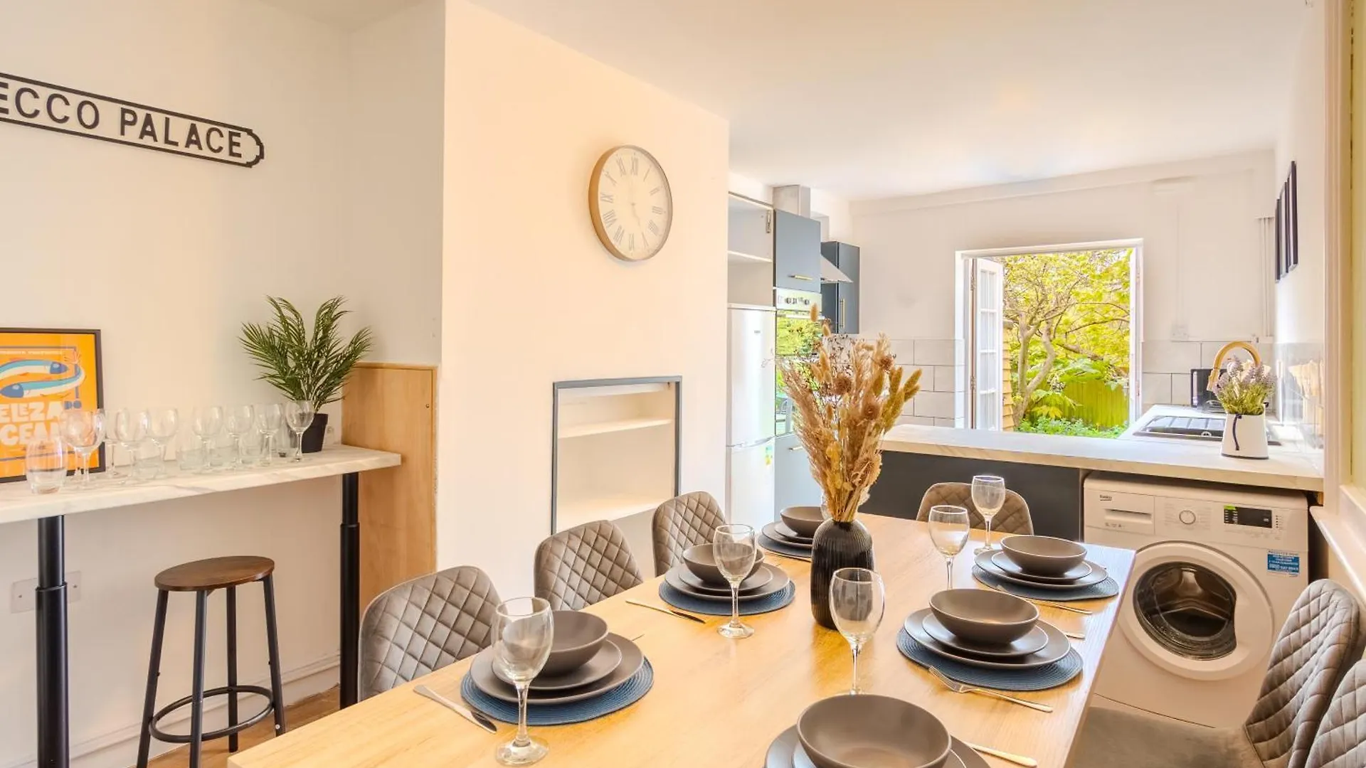 One Bedroom Apartment By Brookland Stays Serviced Accommodation Short Lets Brighton With Free Wifi 0*,  United Kingdom