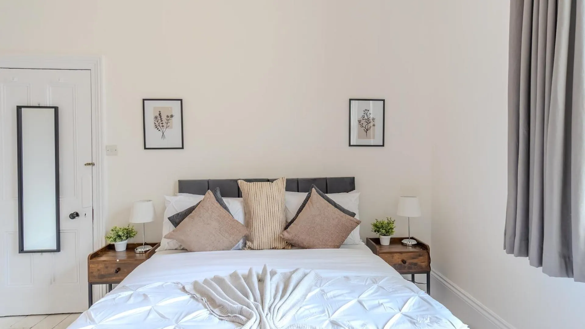 Ferienhaus One Bedroom Apartment By Brookland Stays Serviced Accommodation Short Lets Brighton With Free Wifi